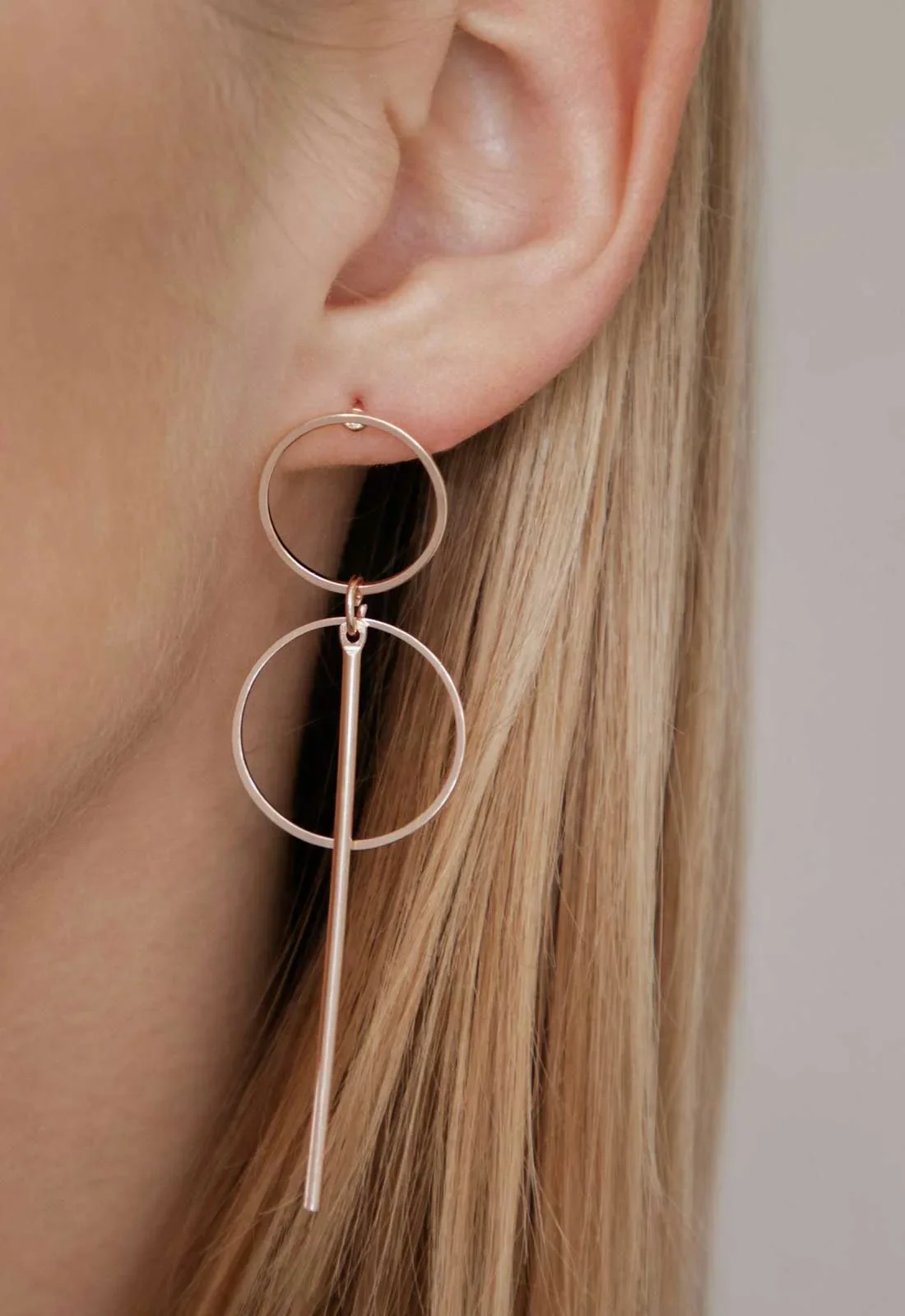 Always Chic Rose Gold Bar Double Hoop Earrings - Image 2