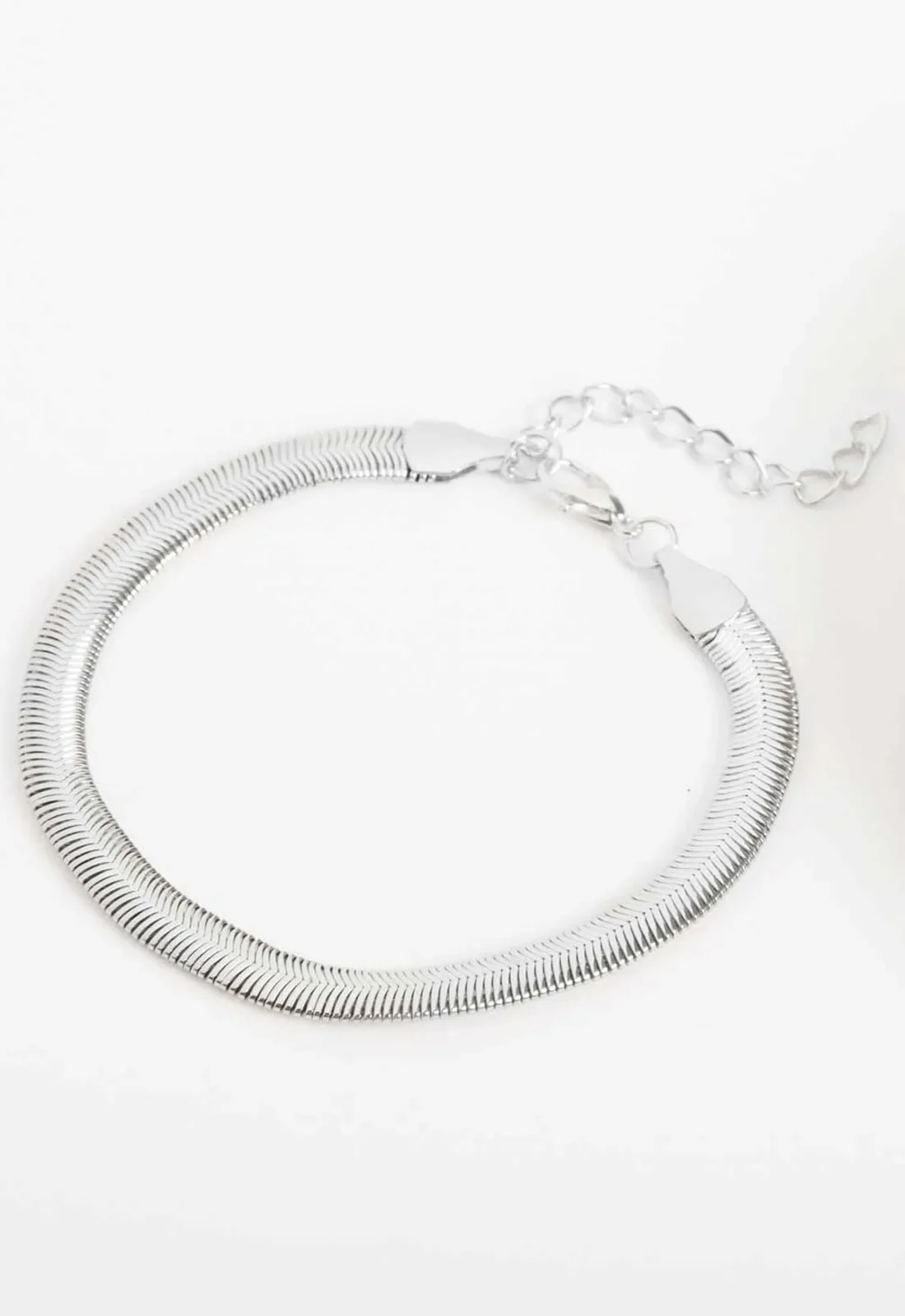 Always Chic Silver Chain Bracelet - Image 4