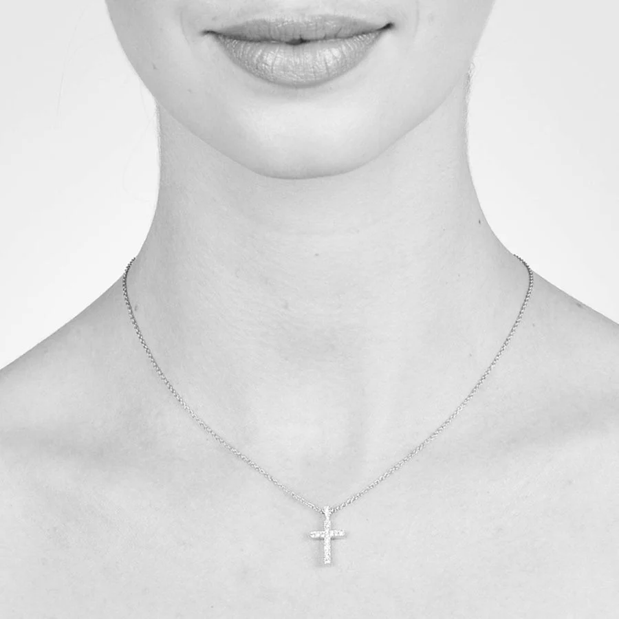 Cachet London Classic Silver Cross Pendant - Image 2