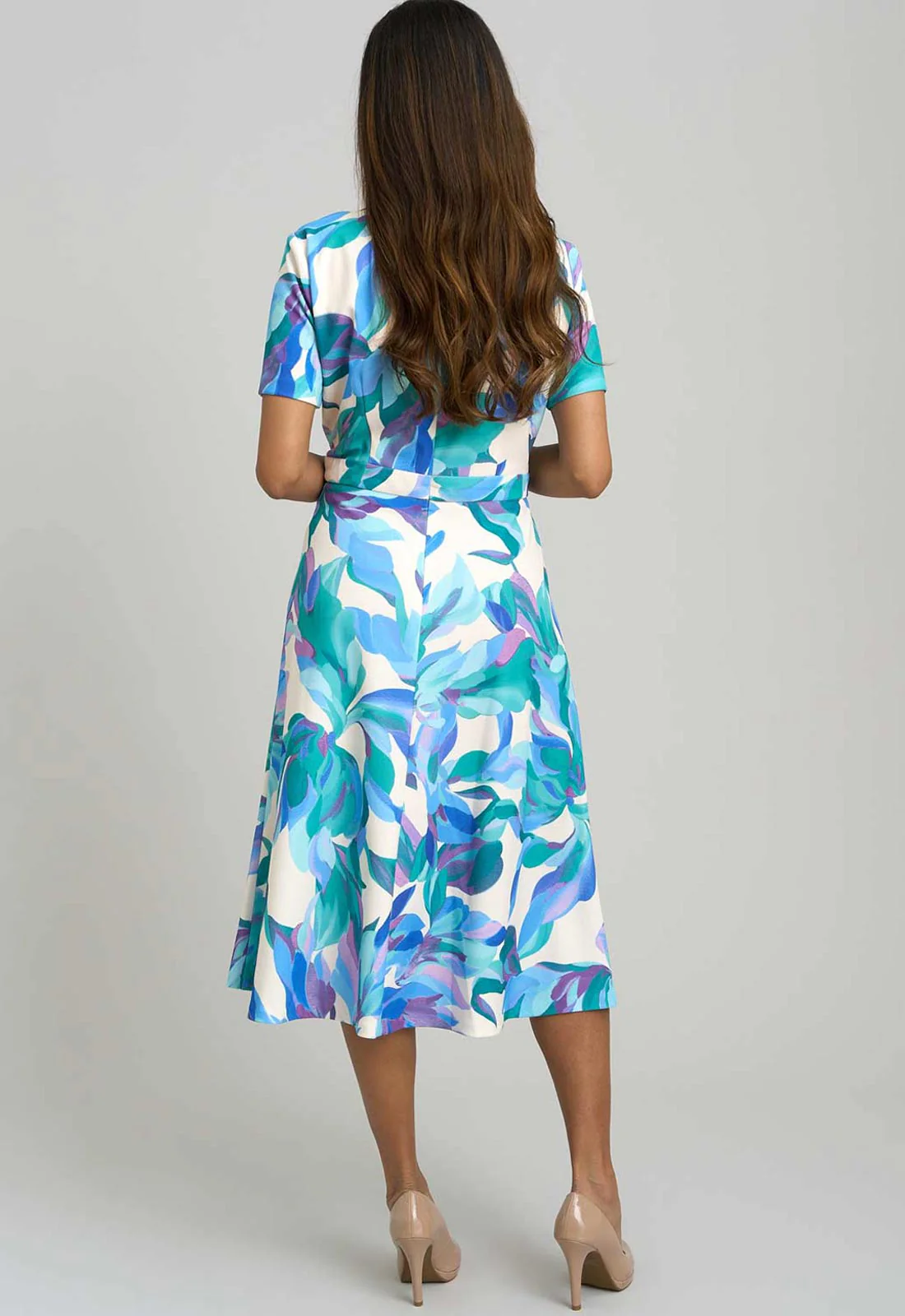 Gina Bacconi BLUE / MULTI Parker Tie Neck Print Dress - Image 4