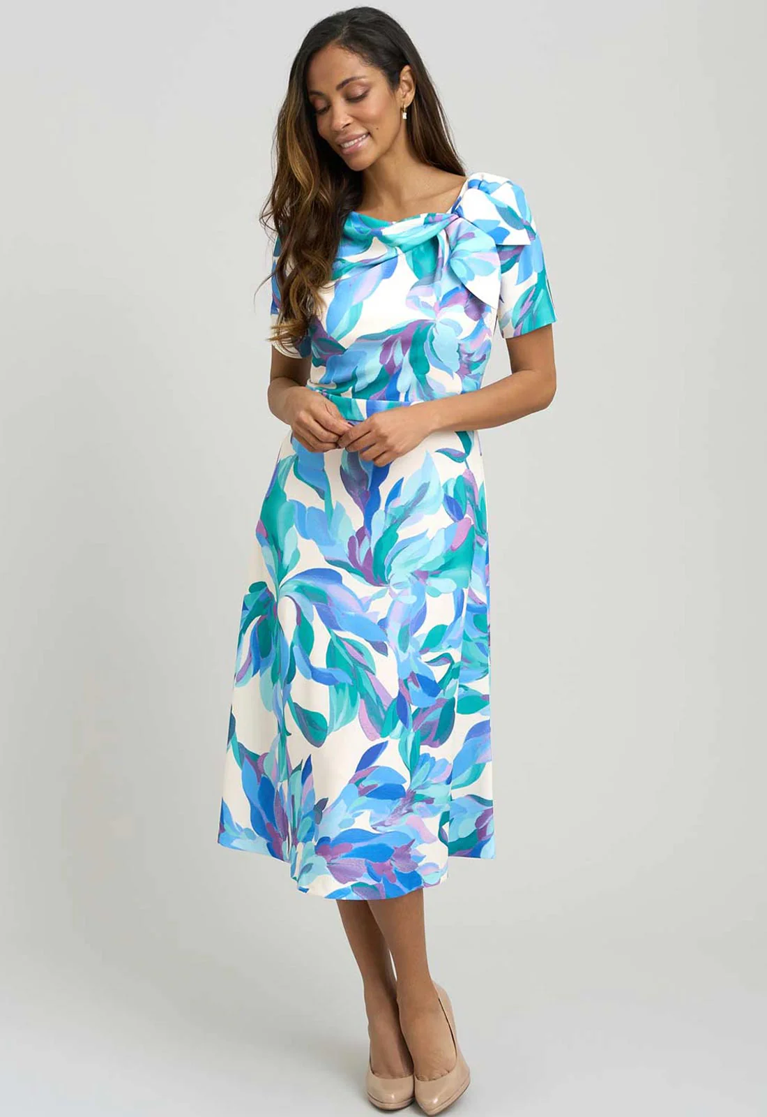 Gina Bacconi BLUE / MULTI Parker Tie Neck Print Dress - Image 5