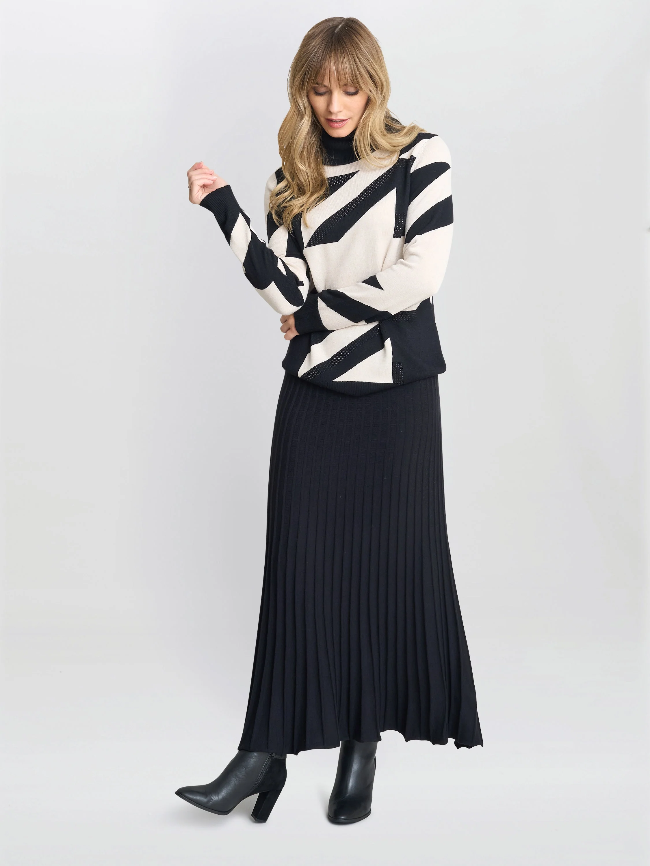Gina Bacconi Monochrome Carol Polo Neck Jumper - Image 5