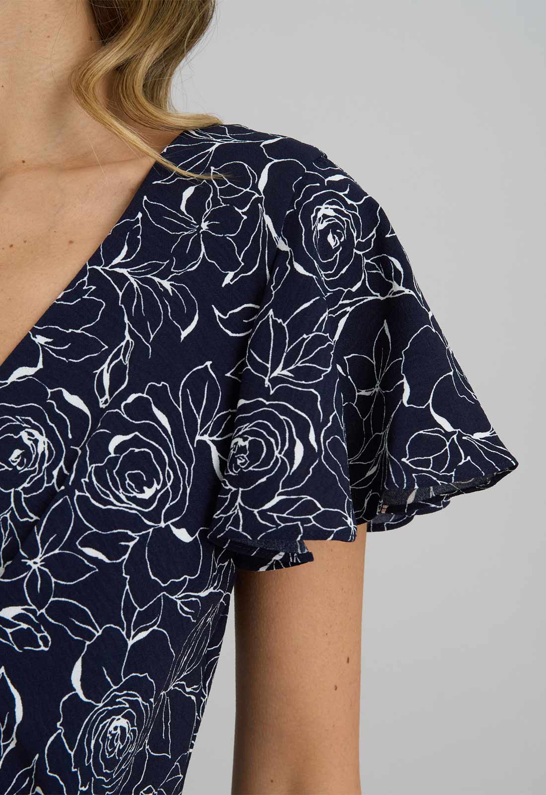 Gina Bacconi NAVY / WHITE Persia Faux Wrap Flutter Sleeve Dress - Image 7