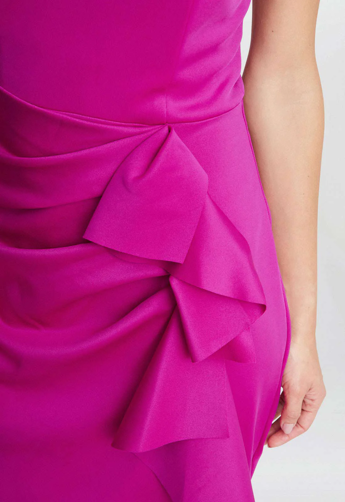 Gina Bacconi Pink Izzy Off The Shoulder Ruched Dress - Image 5