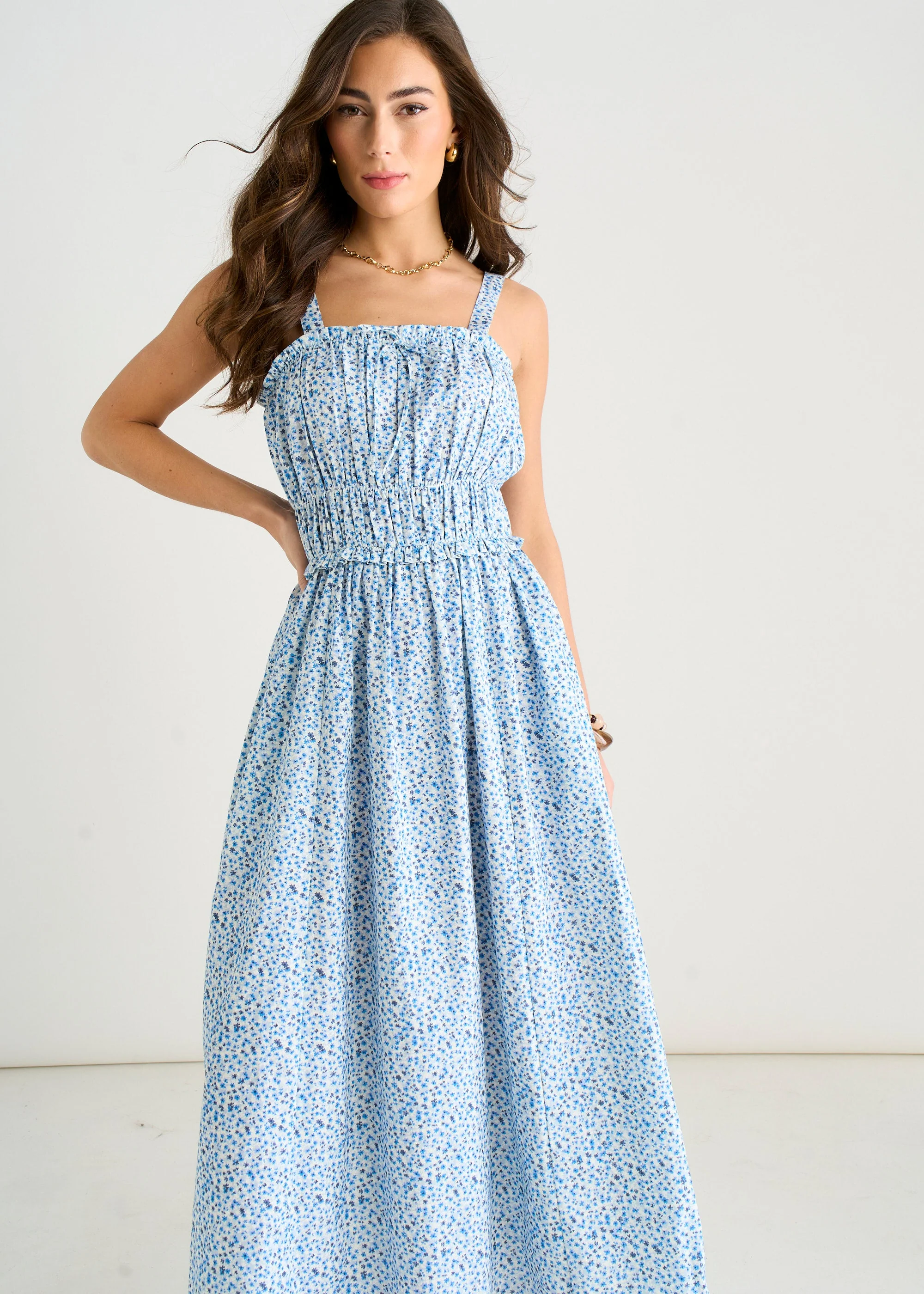 Gini London Blue Ditsy Floral Shirred Bodice Midi Dress - Image 3