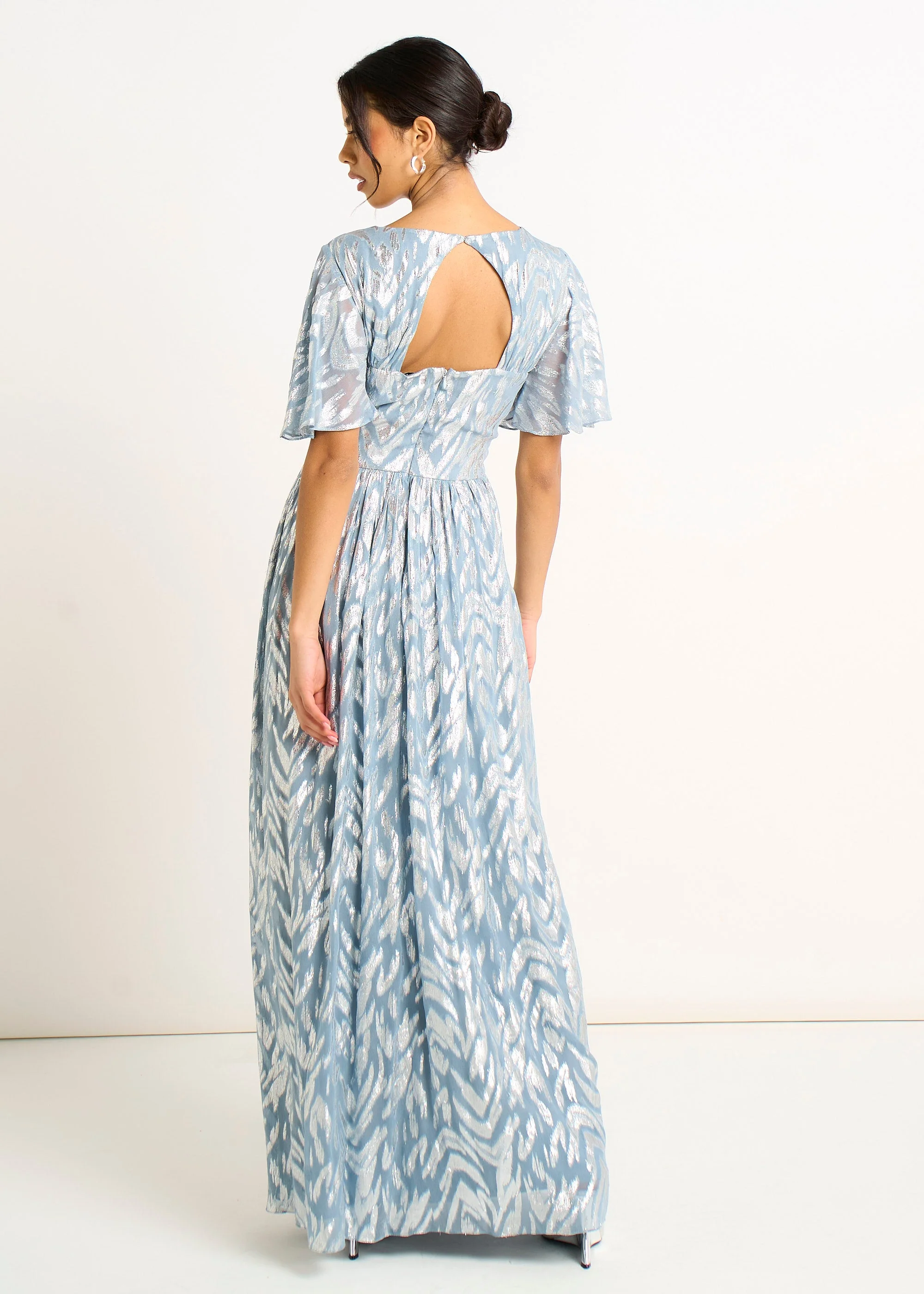 Gini London Blue Foil Metallic Print Short Sleeves Maxi Dress - Image 6