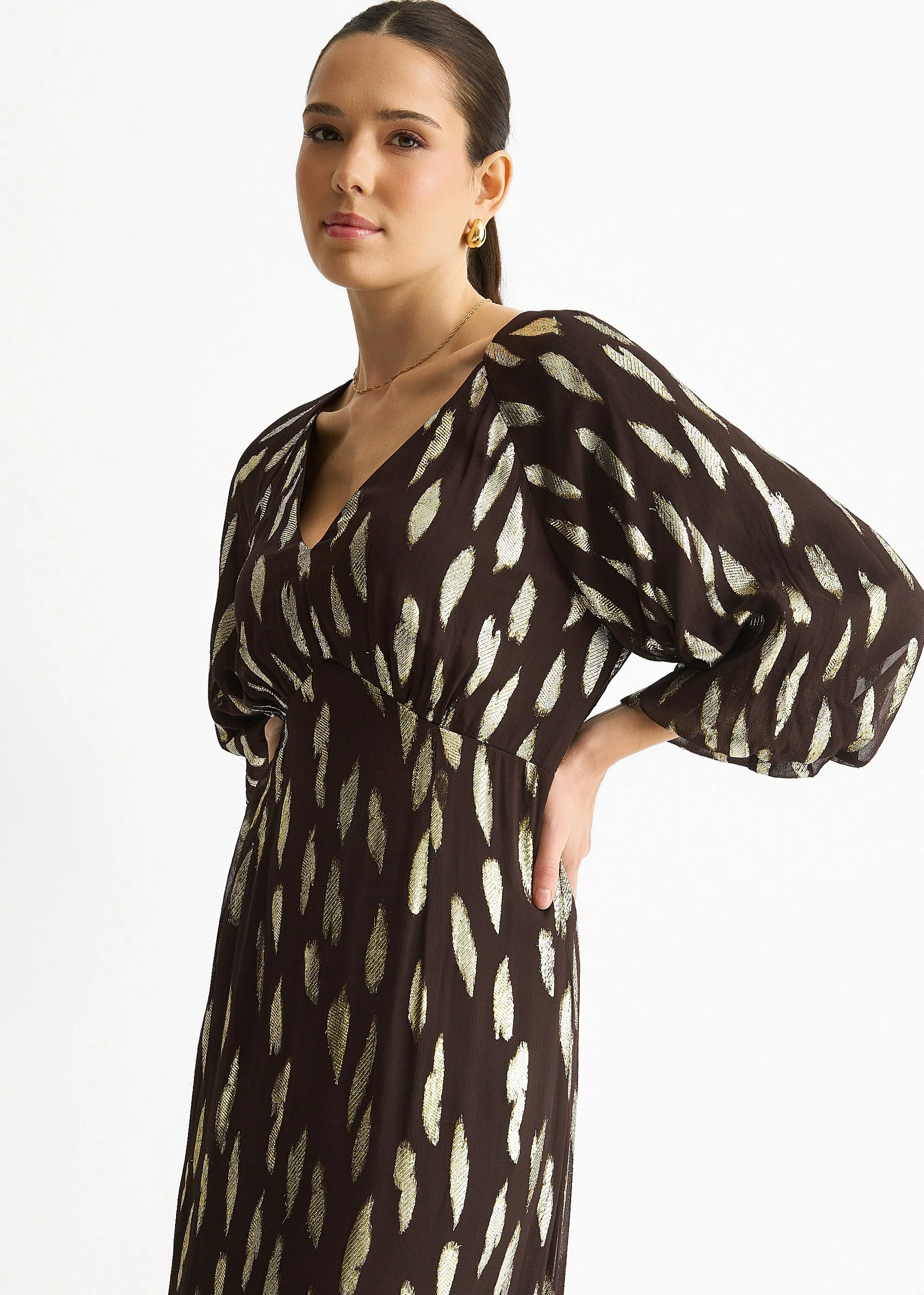 Gini London Chocolate Viscose Clipped Balloon Sleeve Maxi Dress - Image 3