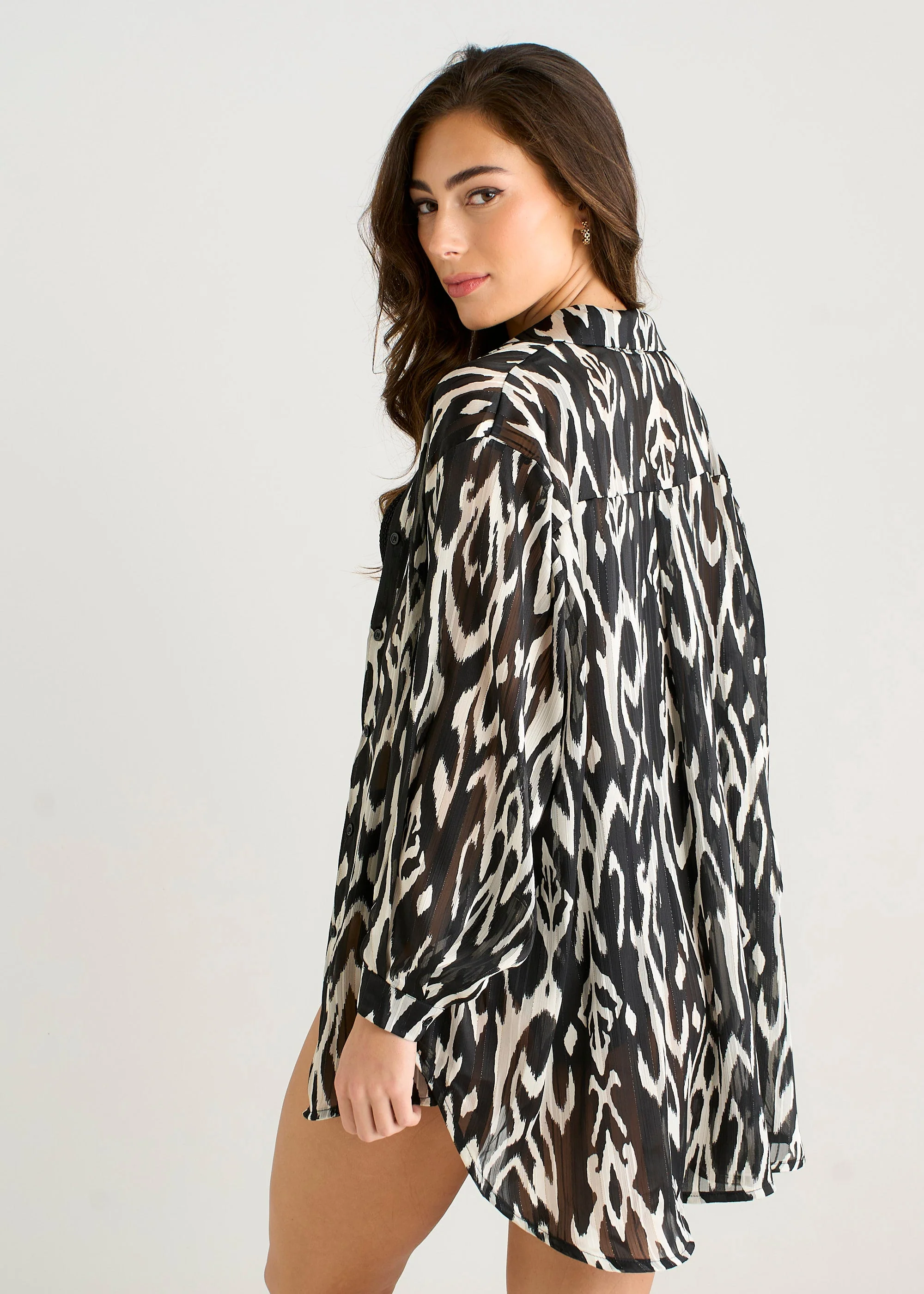 Gini London Mono Aztec Print Stripe Lurex Beach Shirt - Image 2