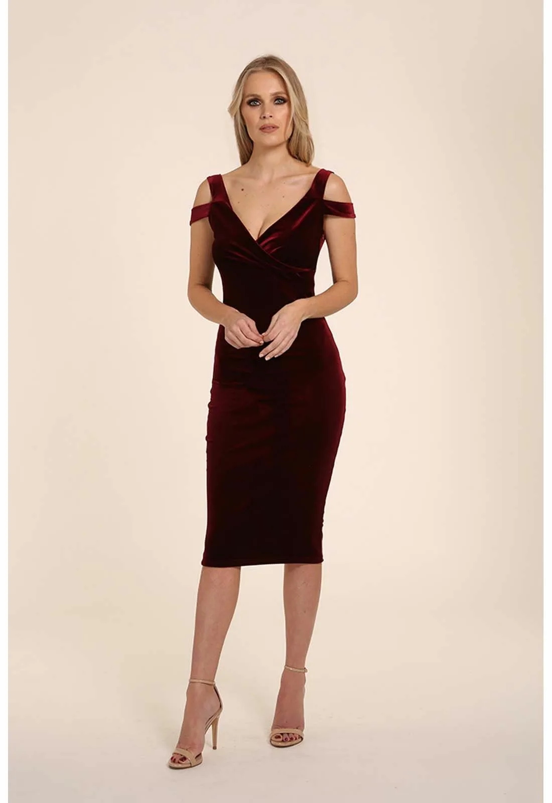 Honor Gold Evie Berry Velvet Midi Dress