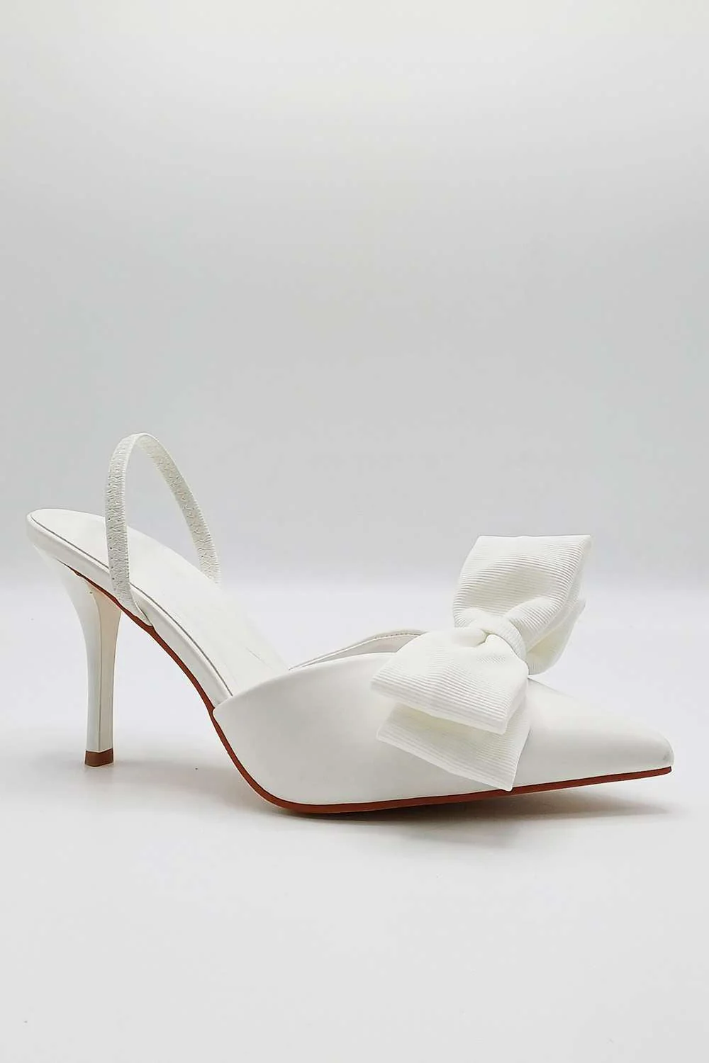 Jaycee Bow Detail Slingback Court Shoes in White - Image 3
