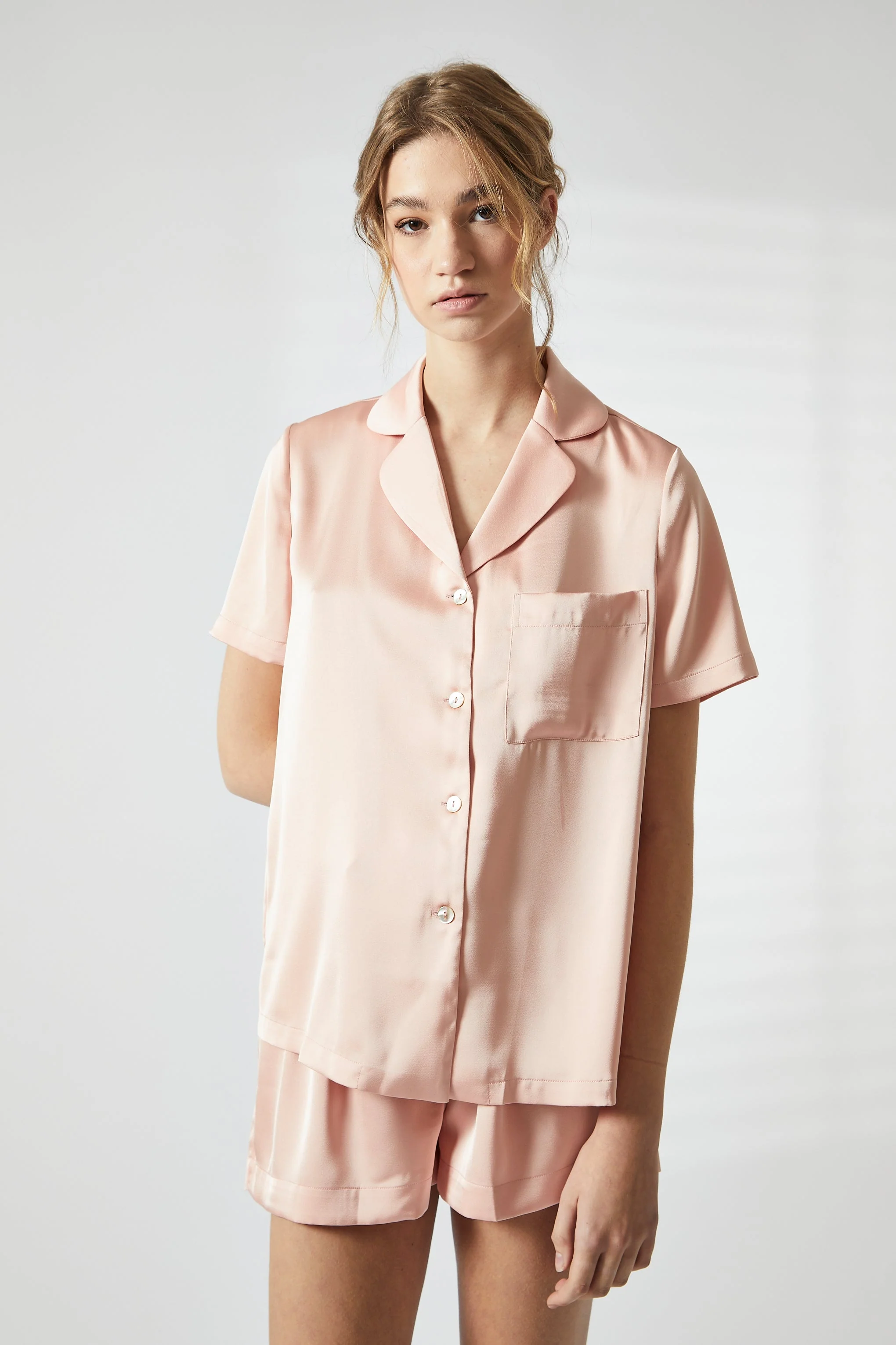 True Decadence Dusty Pink Short Satin Pyjama Set - Image 4