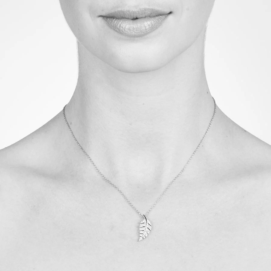 Cachet London Leafy Gold Pendant - Image 11