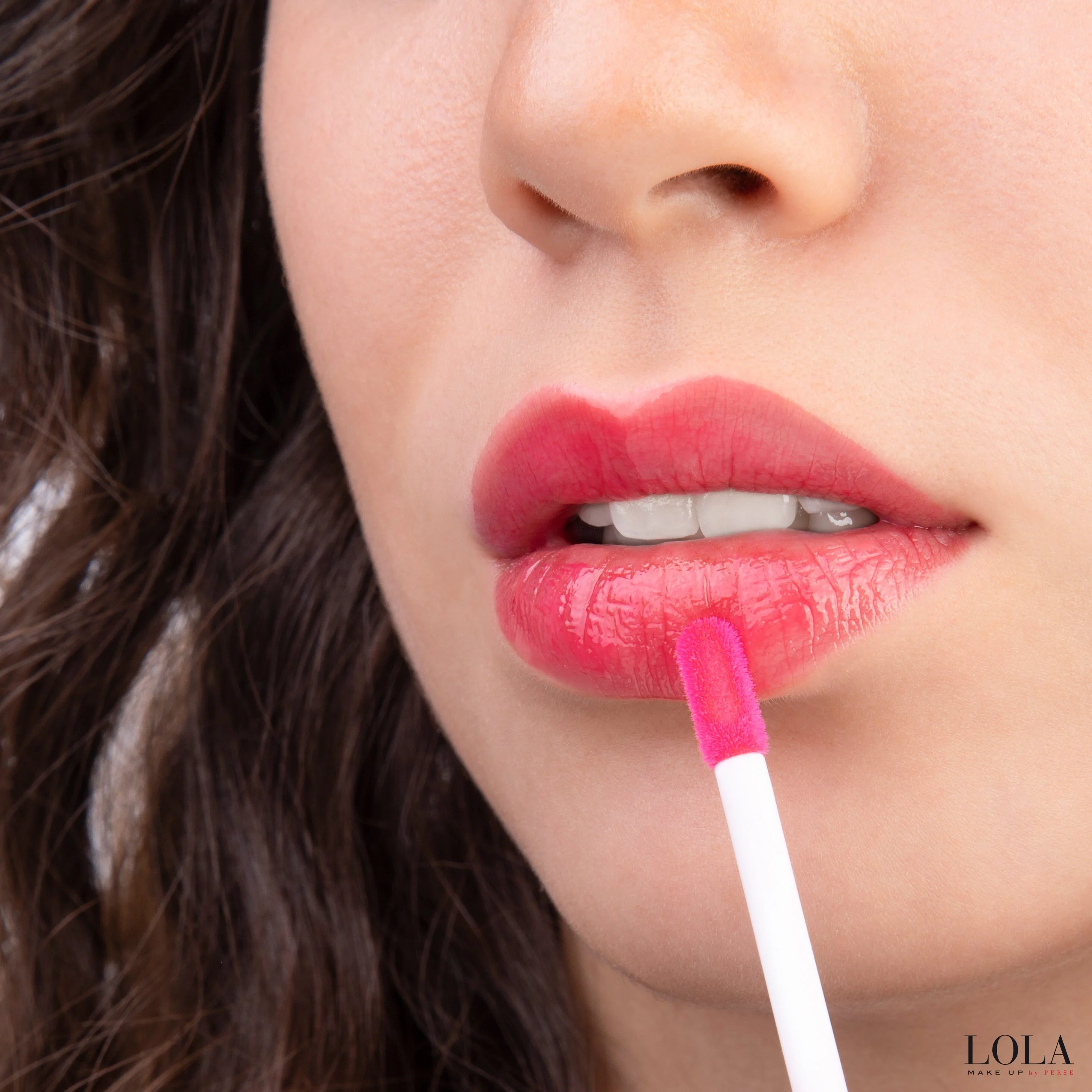 Lola New Long Lasting Intense Colour Lip Gloss - Image 3
