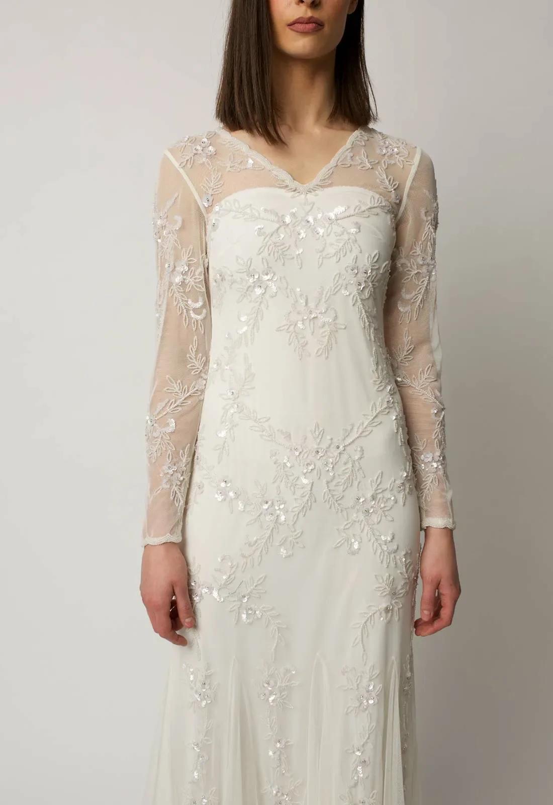 Raishma White Minnie Wedding Dress - Image 6