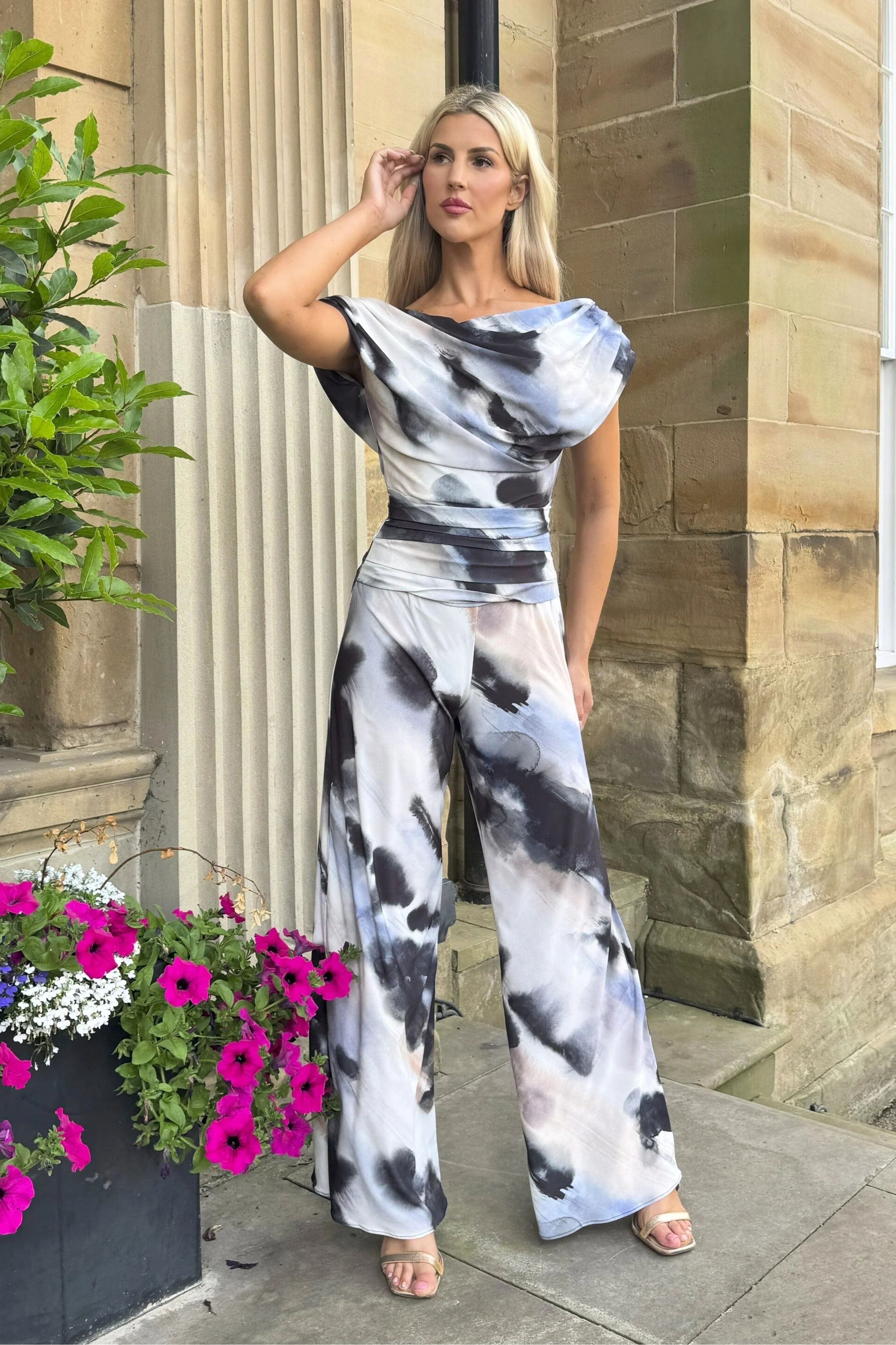 Atom Label Abstract Print Ss26 Carbon Jumpsuit - Image 5
