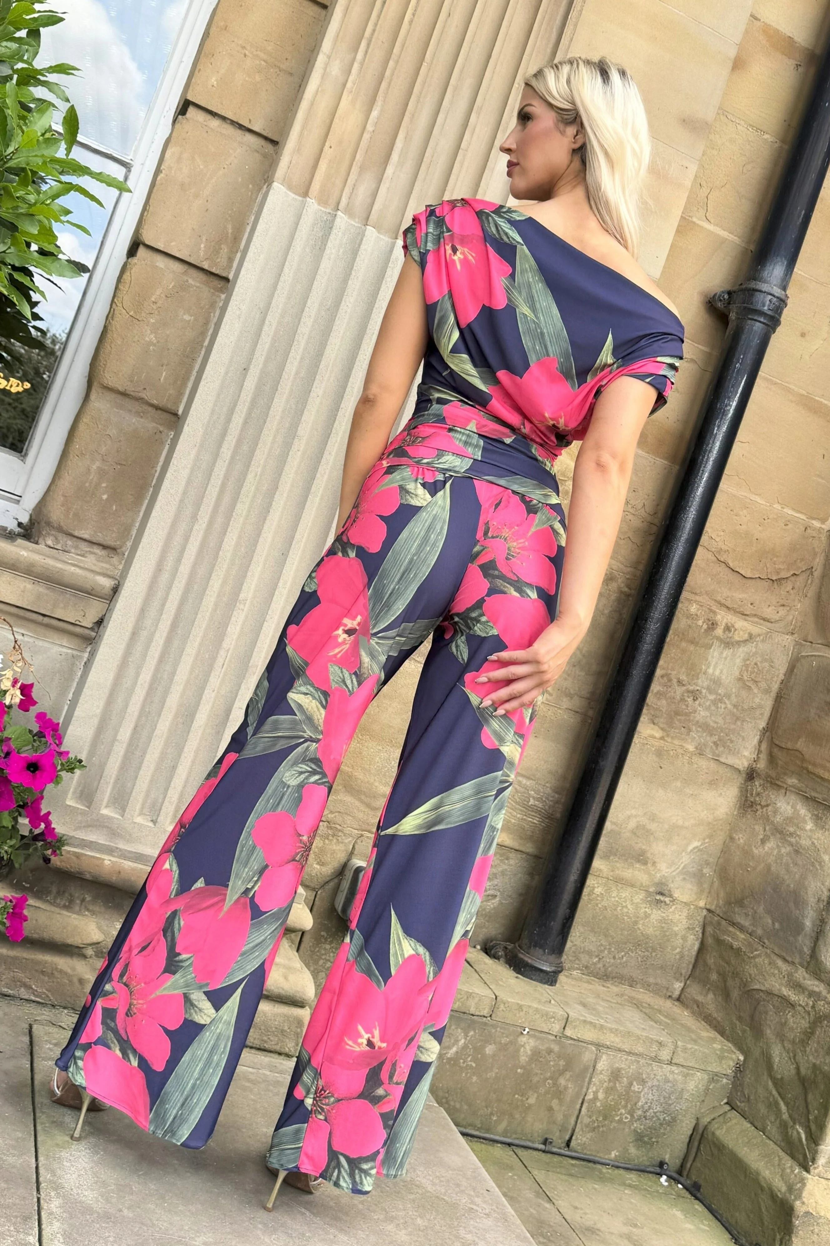 Atom Label Fuchsia Lily Print D3 Ss26 Carbon Jumpsuit - Image 3